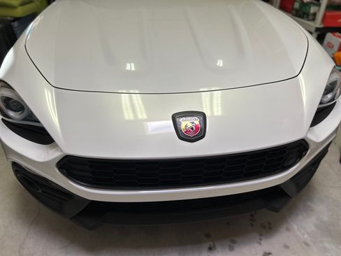 Used 2017 FIAT 124 Spider Abarth image 4