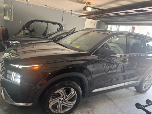 Used 2022 Hyundai Santa Fe SEL w/ Convenience + Premium Package FWD image 9