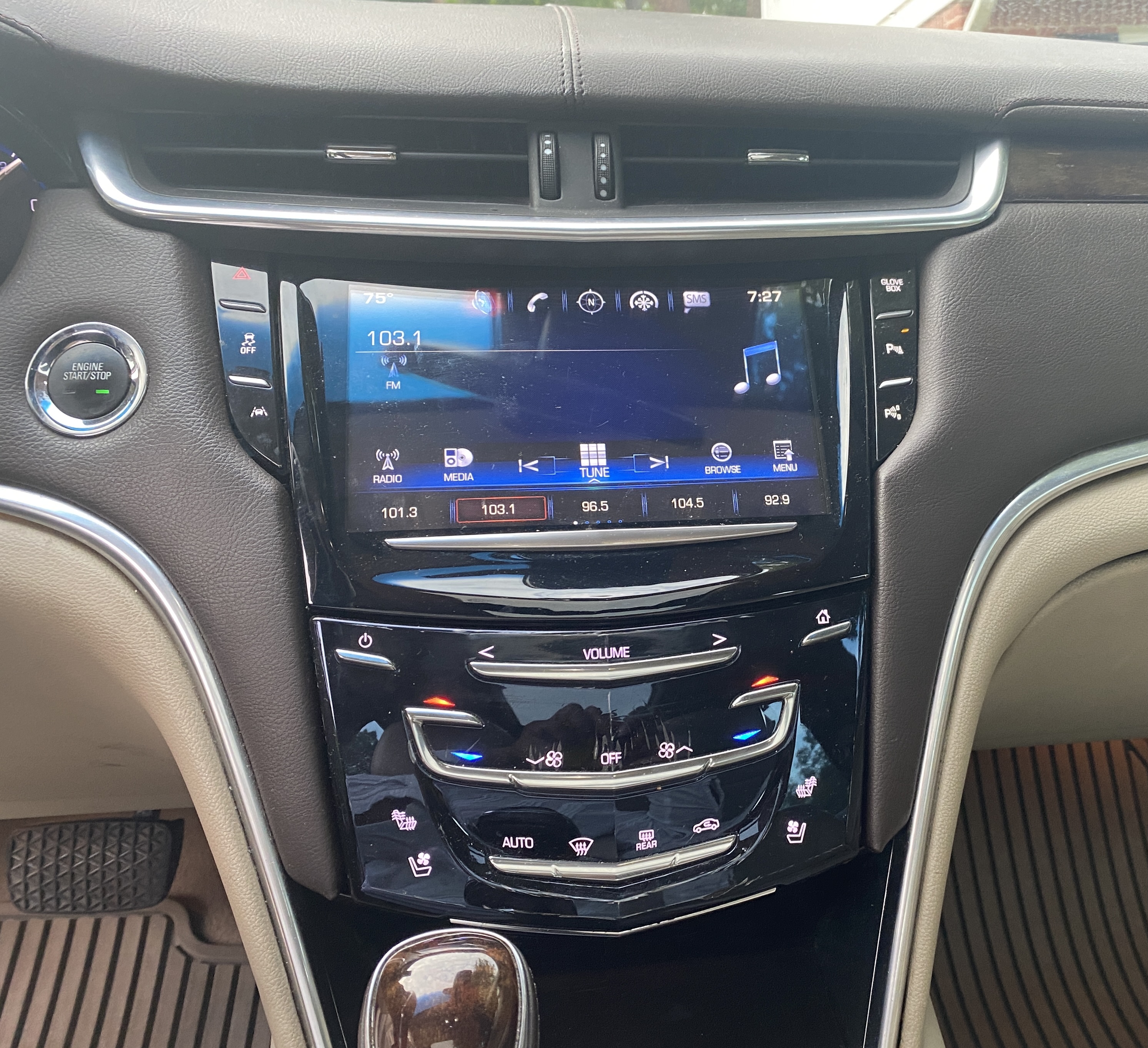 Used 2016 Cadillac XTS Luxury w/ Driver Awareness Package FWD image 13