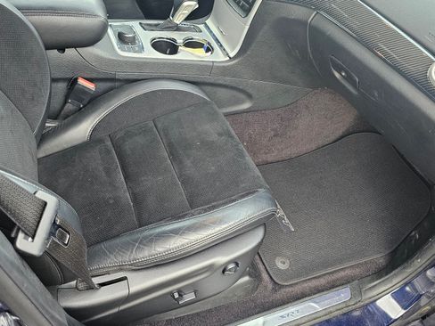 Used 2018 Jeep Grand Cherokee SRT image 16