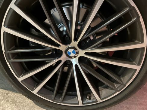 Used 2021 BMW 530i 530i Sedan 4D w/ Convenience Package image 9