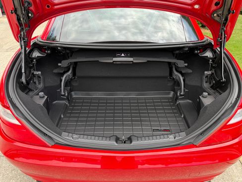 Used 2014 Mercedes-Benz SLK 250 image 9