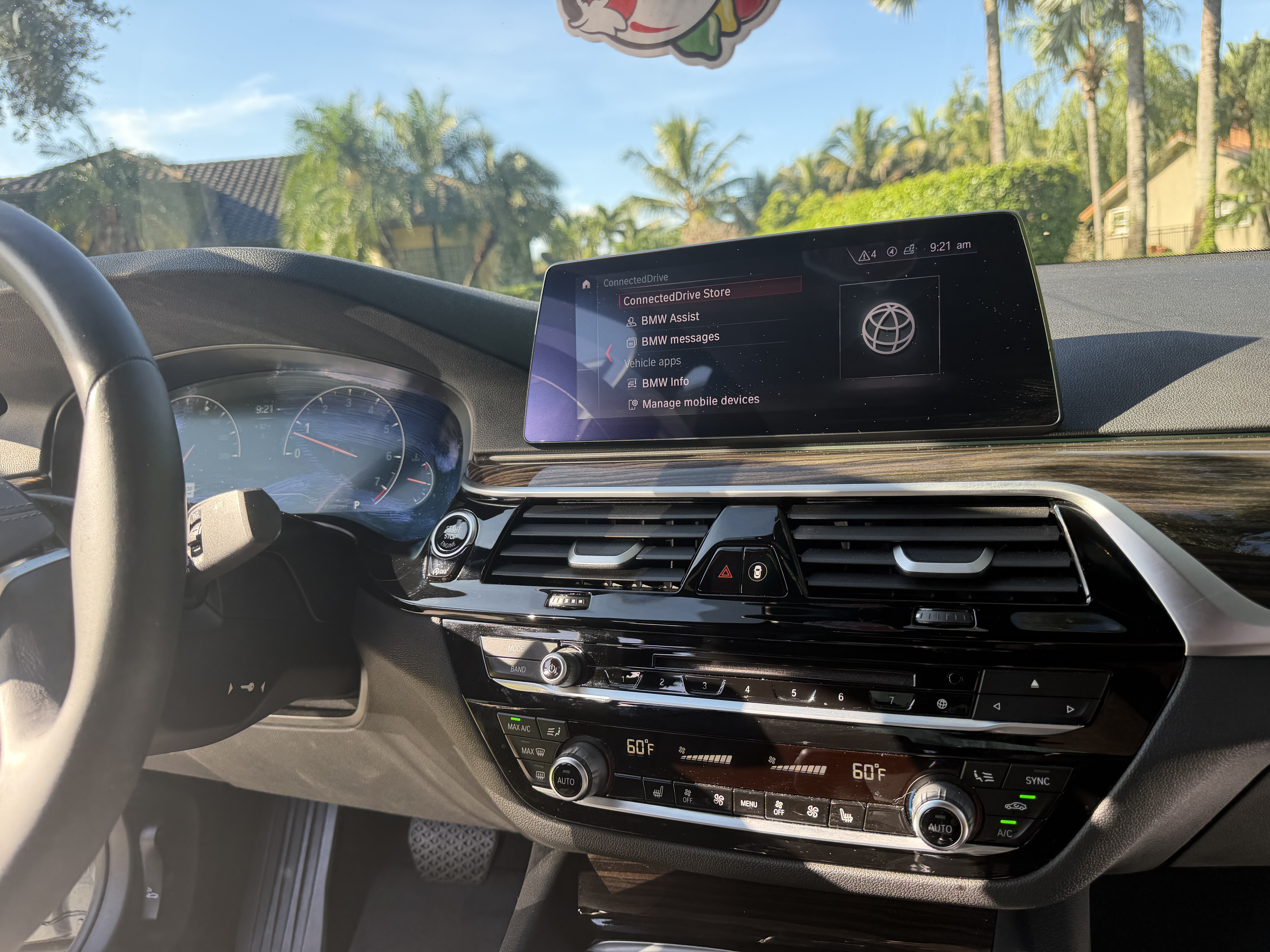 Used 2019 BMW 540i w/ Executive Package RWD image 12