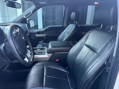 Used 2020 Ford F150 Lariat image 11