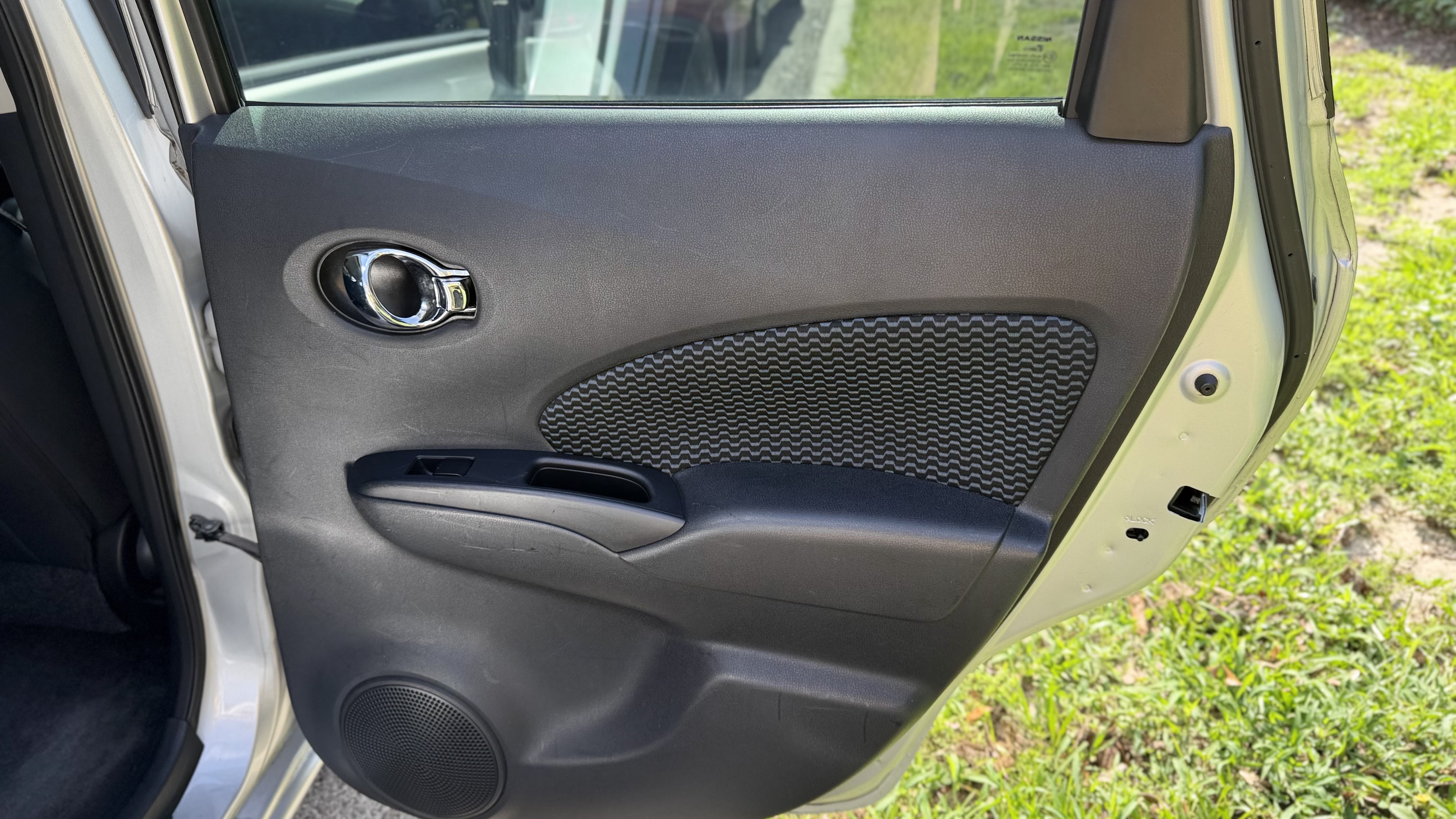 Used 2014 Nissan Versa Note SV FWD image 15