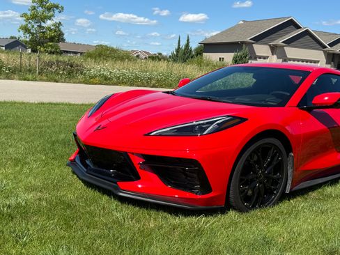 Used 2023 Chevrolet Corvette Stingray Premium Conv w/ Z51 Performance Package RWD image 10