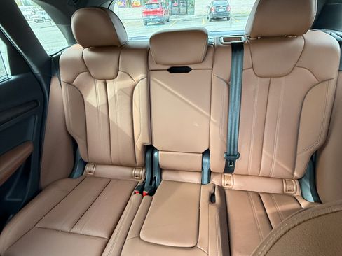 Used 2021 Audi Q5 e Prestige image 9