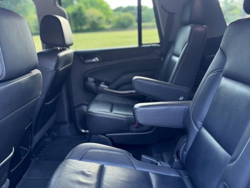 Used 2018 GMC Yukon SLT w/ Open Road Package AWD/4WD image 13