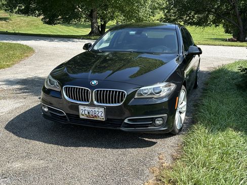 Used 2014 BMW 535i xDrive Sedan AWD/4WD image 2