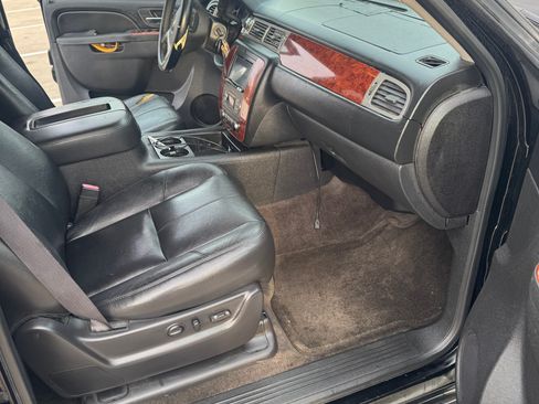 Used 2013 Chevrolet Tahoe LT w/ Luxury Package image 26