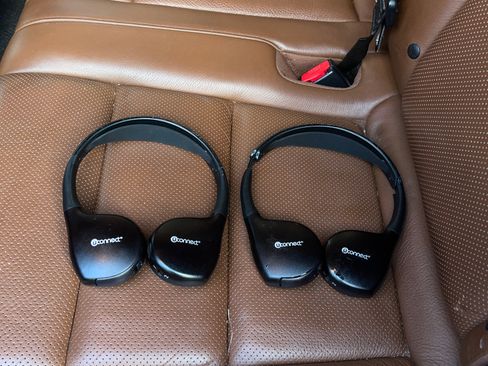 Used 2015 Jeep Grand Cherokee Summit image 17