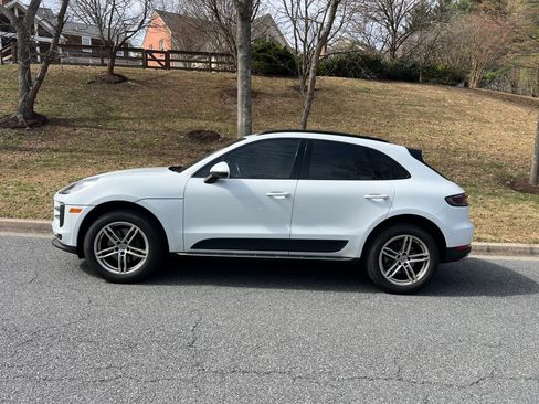Used 2020 Porsche Macan image 4