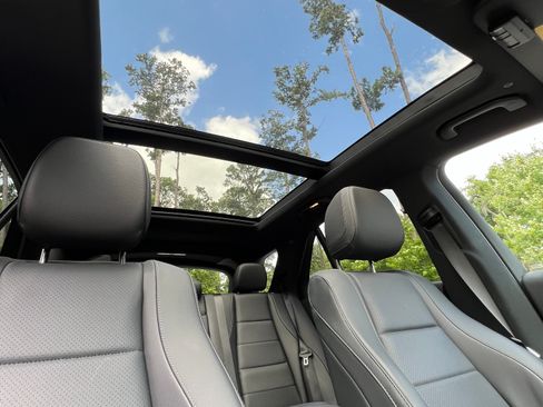 Used 2023 Mercedes-Benz GLE 350 350 Sport Utility 4D image 24