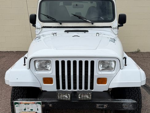 Used 1994 Jeep Wrangler SE AWD/4WD image 5