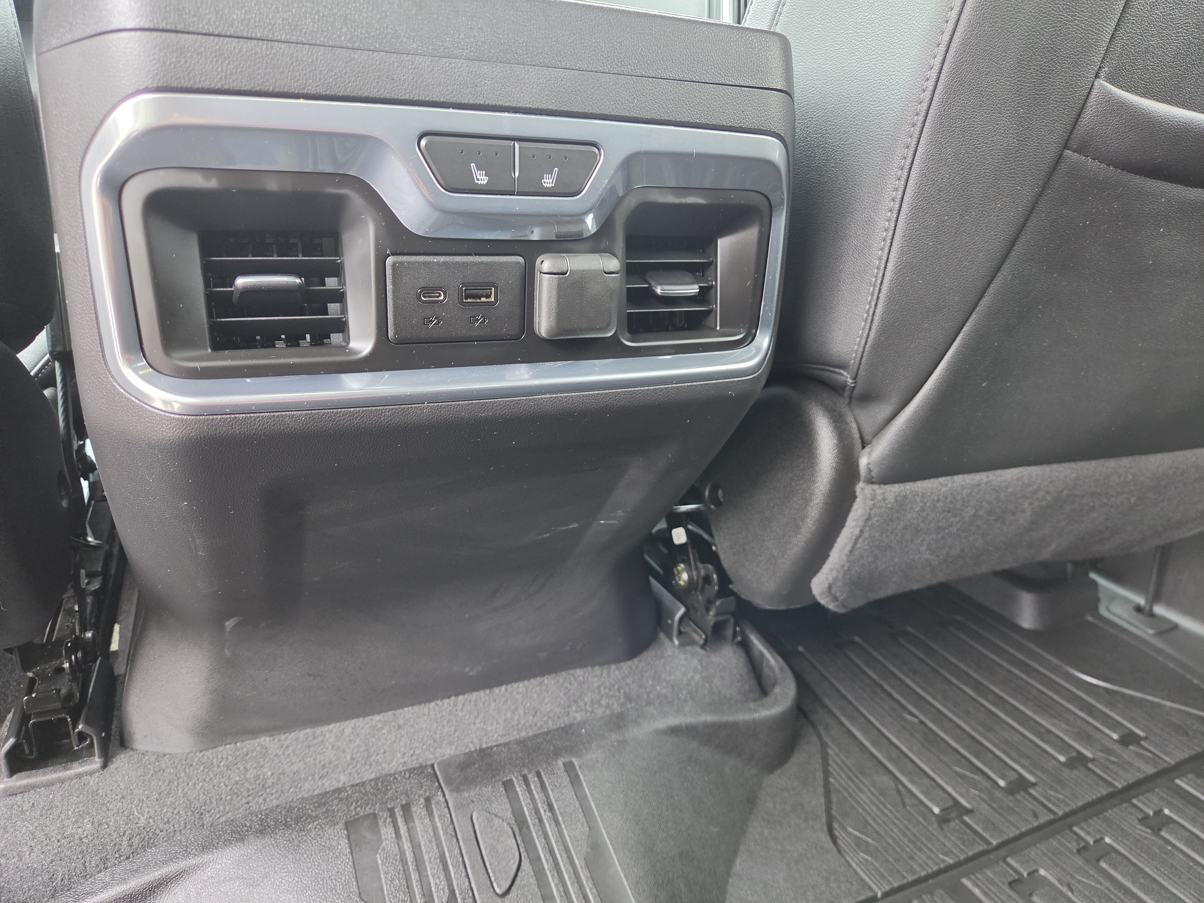 Used 2021 GMC Sierra 1500 SLT w/ SLT Premium Plus Package AWD/4WD image 12