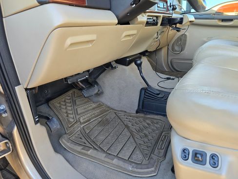 Used 2007 Ford F250 Lariat image 24