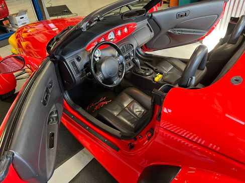 Used 1999 Plymouth Prowler image 6