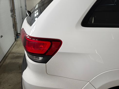 Used 2018 Jeep Grand Cherokee High Altitude AWD/4WD image 20