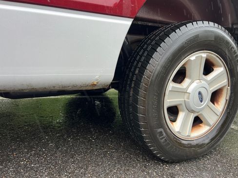 Used 2004 Ford F150 XLT RWD image 15
