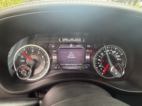 Used 2020 RAM 1500 Laramie AWD/4WD image 16