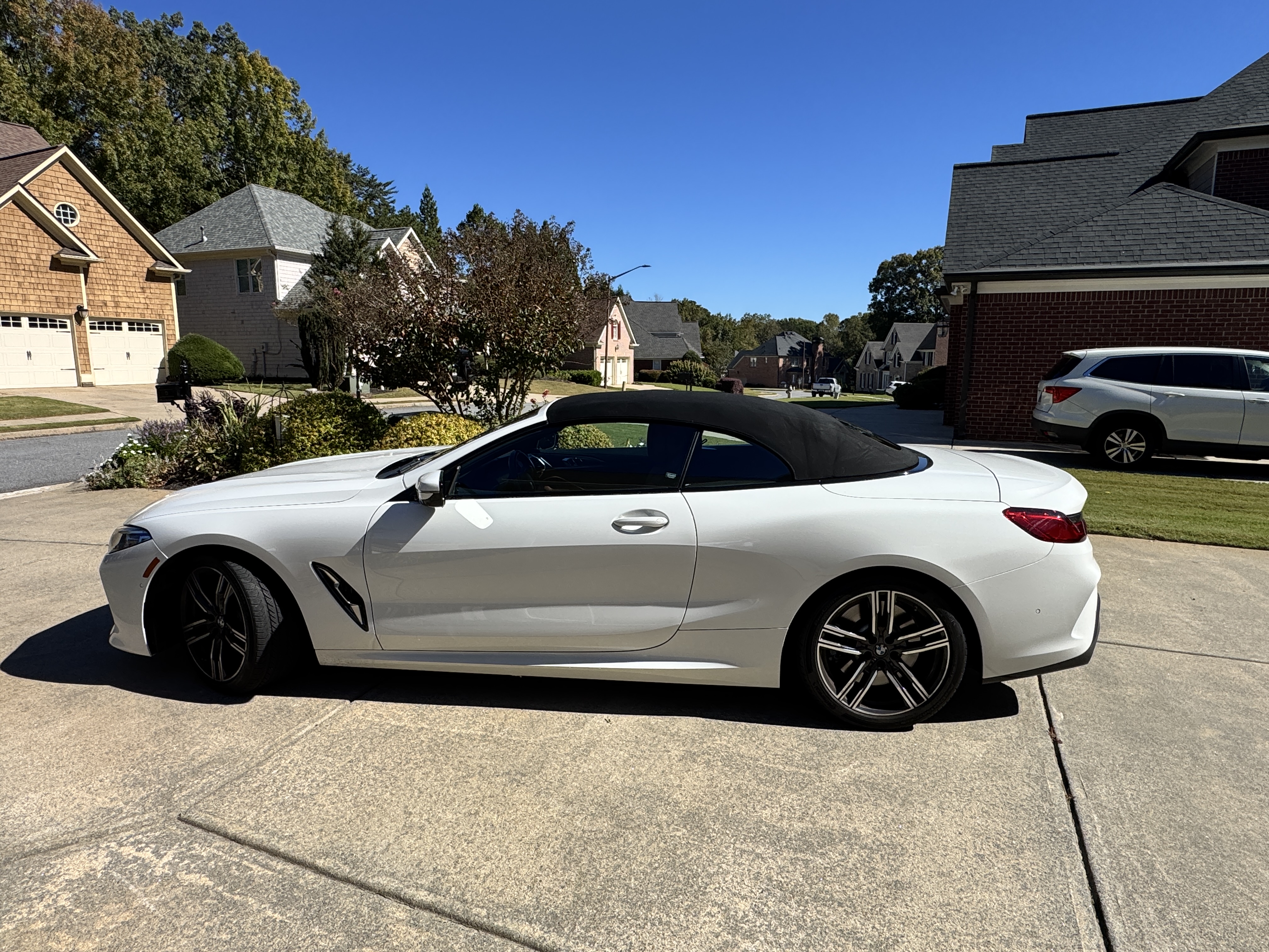 Used 2022 BMW 840i xDrive Convertible w/ Driving Assistance Package AWD/4WD image 16