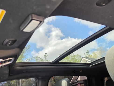 Used 2023 RAM 1500 Lone Star image 9