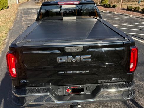 Used 2019 GMC Sierra 1500 SLT image 5