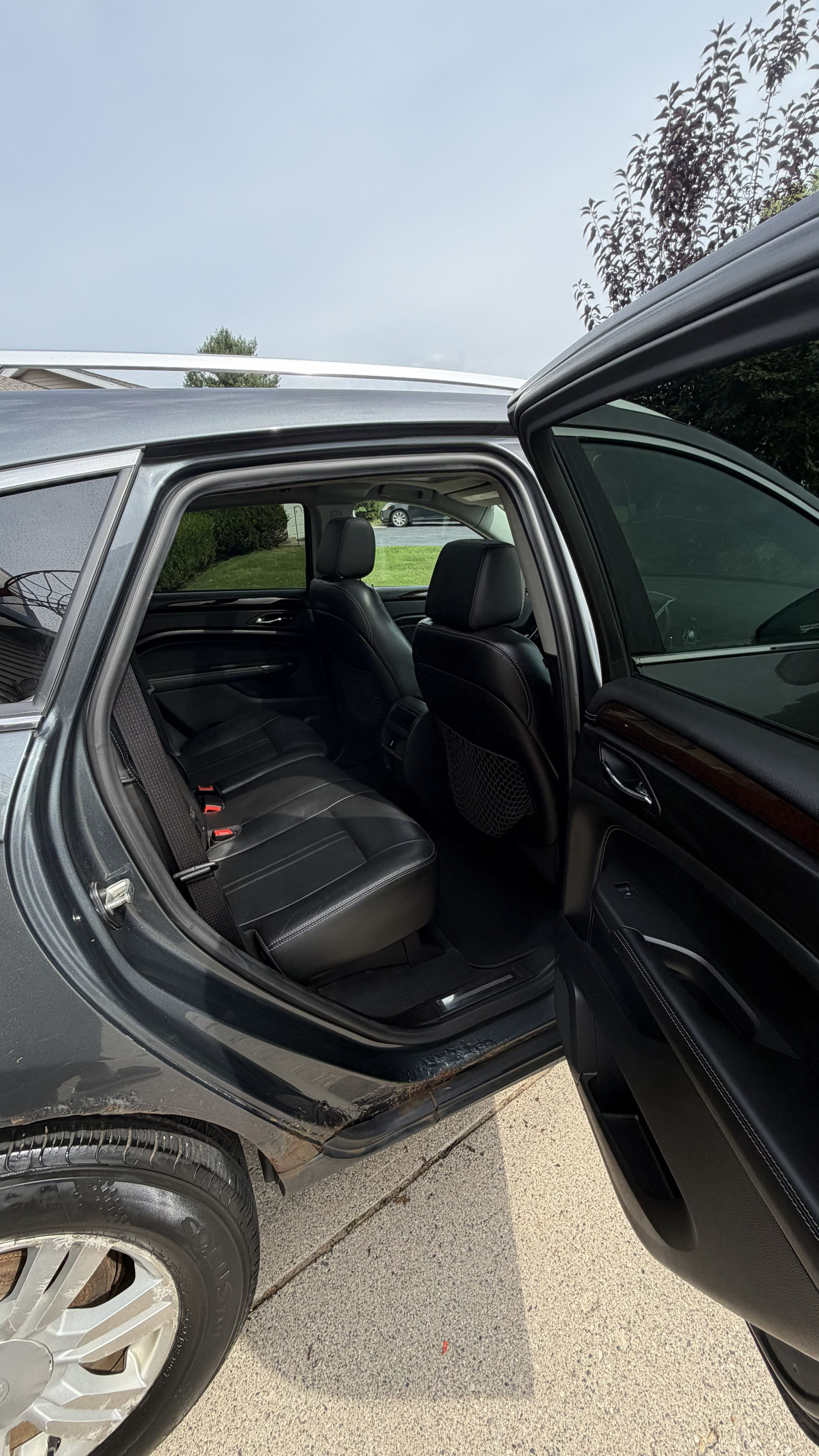 Used 2012 Cadillac SRX Luxury AWD/4WD image 11
