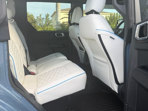 Used 2025 Ford Bronco 4-Door image 11