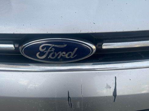 Used 2016 Ford Escape Titanium image 8