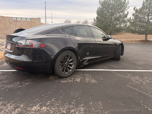 Used 2018 Tesla Model S 100D image 8