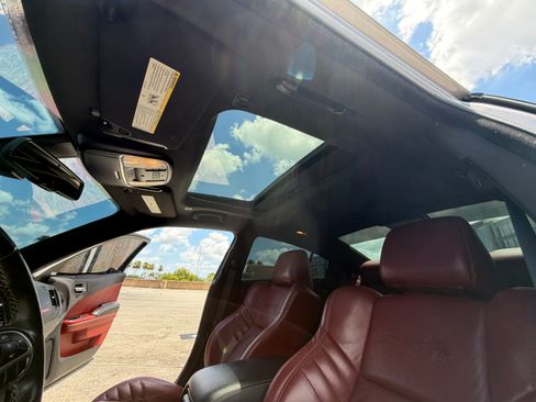 Used 2018 Dodge Charger SRT Hellcat RWD image 13