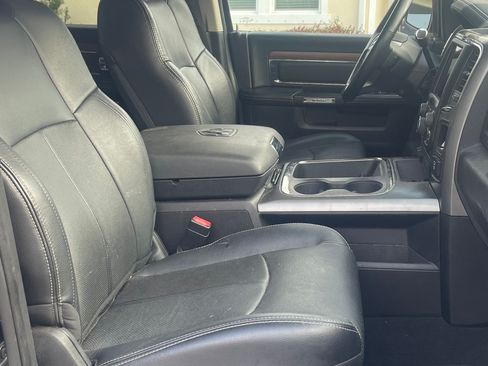 Used 2018 RAM 2500 Laramie w/ Sport Appearance Group image 12