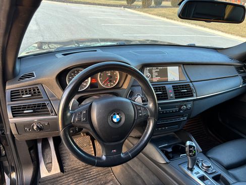 Used 2013 BMW X5 M image 18