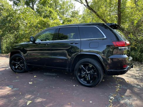 Used 2015 Jeep Grand Cherokee Altitude image 5