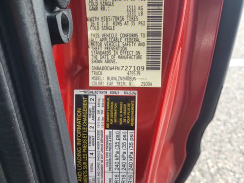 Used 2015 Nissan Frontier SV image 18