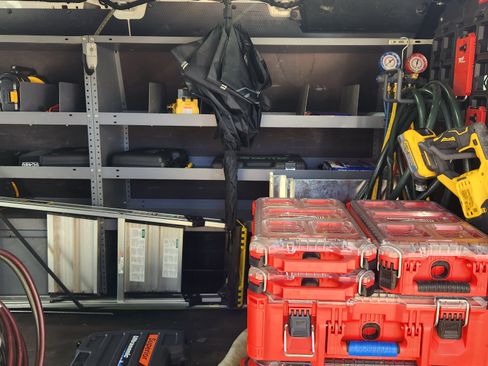 Used 2017 Ford Transit 250 130 Low Roof image 11