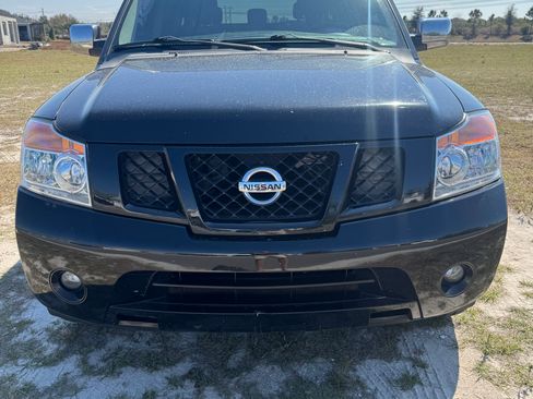 Used 2011 Nissan Armada SV w/ Driver Pkg image 2