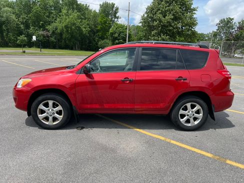 Used 2009 Toyota RAV4 4WD image 4