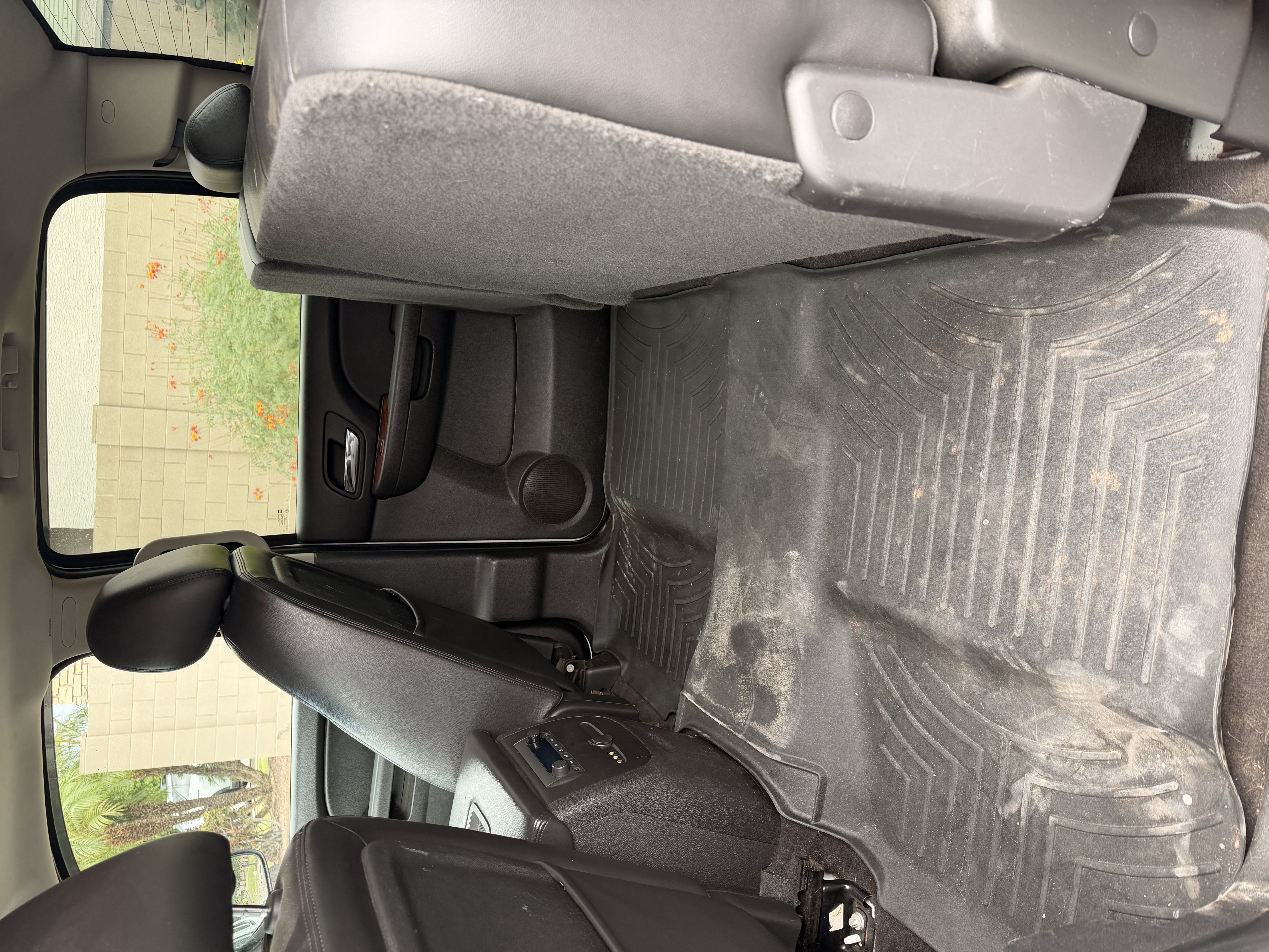 Used 2010 GMC Sierra 1500 SLT AWD/4WD image 14