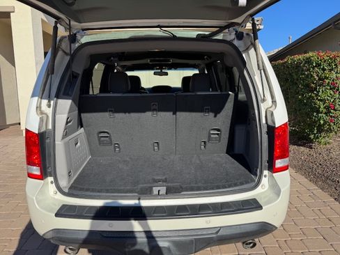 Used 2012 Honda Pilot Touring image 9