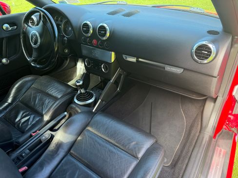 Used 2001 Audi TT 1.8T AWD/4WD image 10