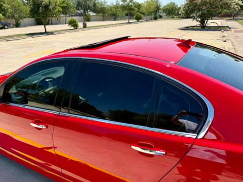 Used 2014 Chevrolet SS RWD image 14