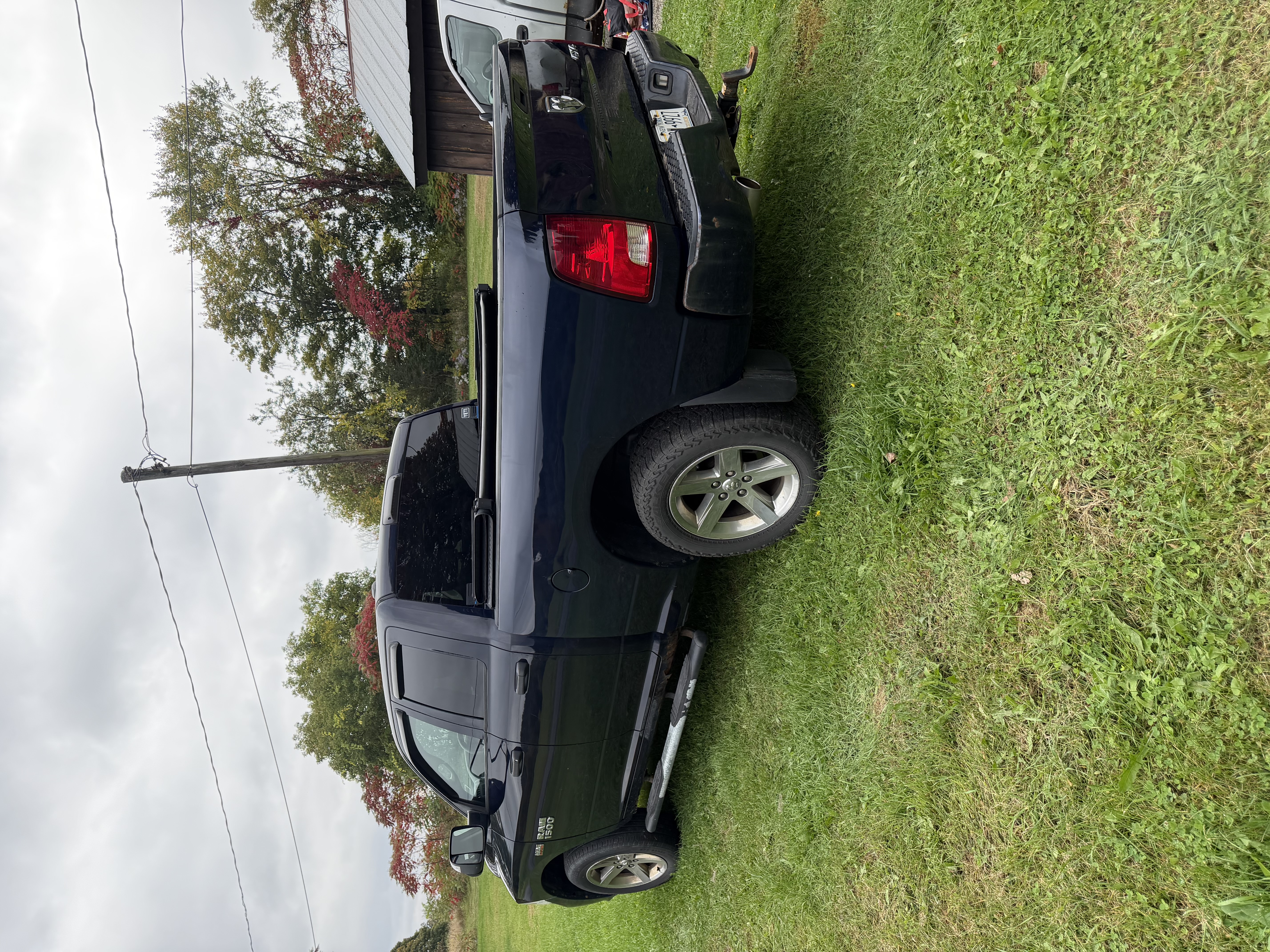 Used 2015 RAM 1500 Express AWD/4WD image 4