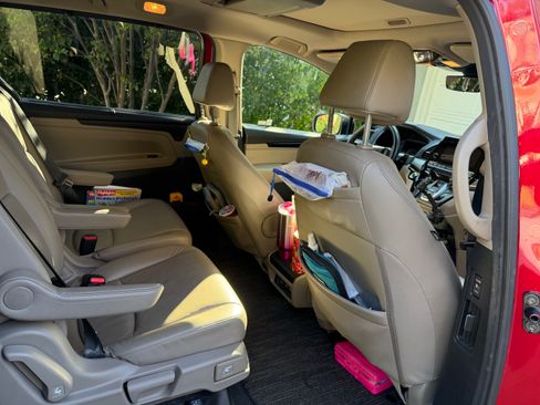 Used 2022 Honda Odyssey Touring image 19