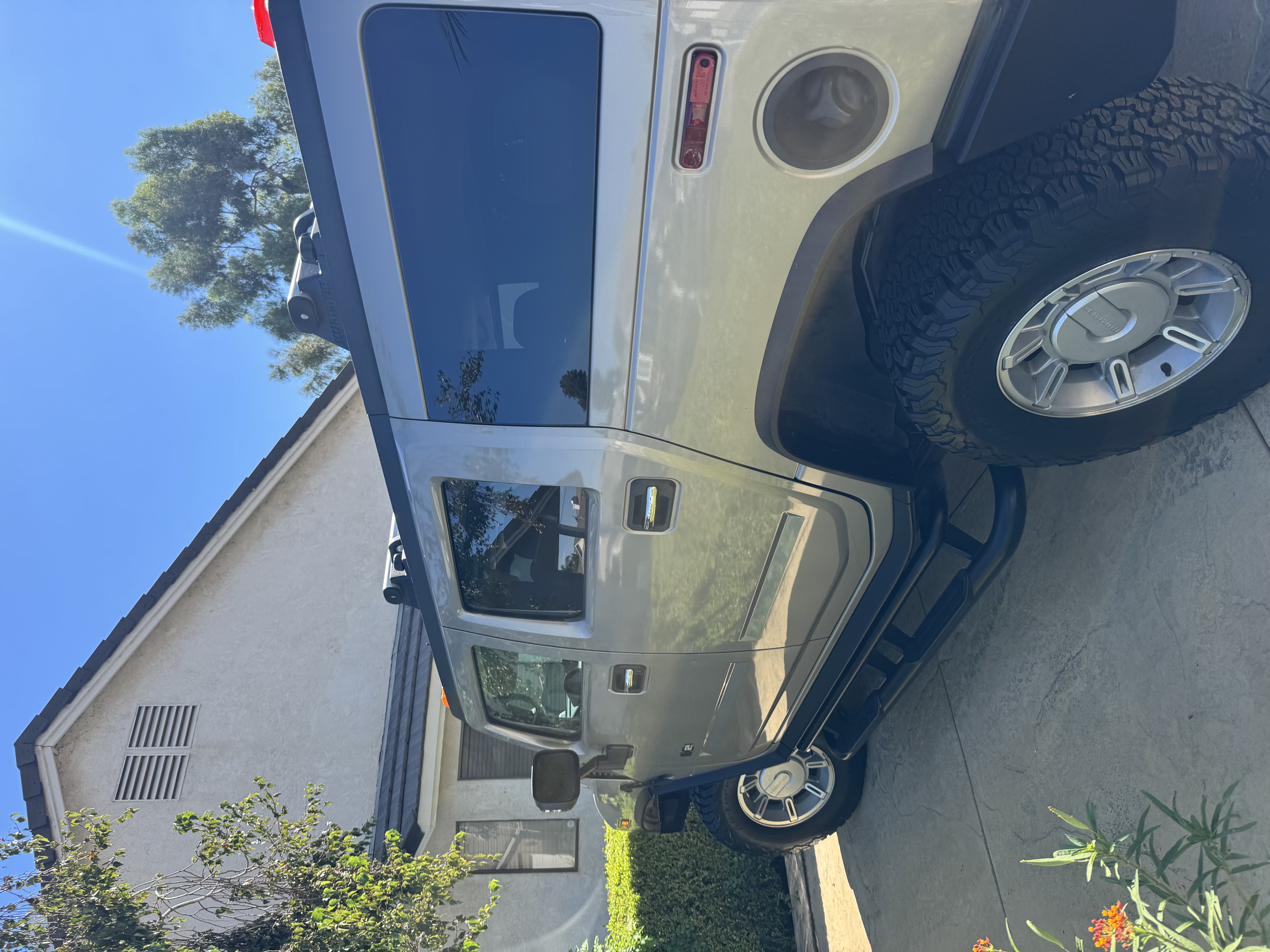 Used 2003 HUMMER H2 w/ Preferred Equipment Group AWD/4WD image 5