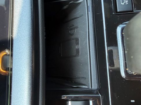 Used 2023 Subaru Outback Wilderness AWD/4WD image 23