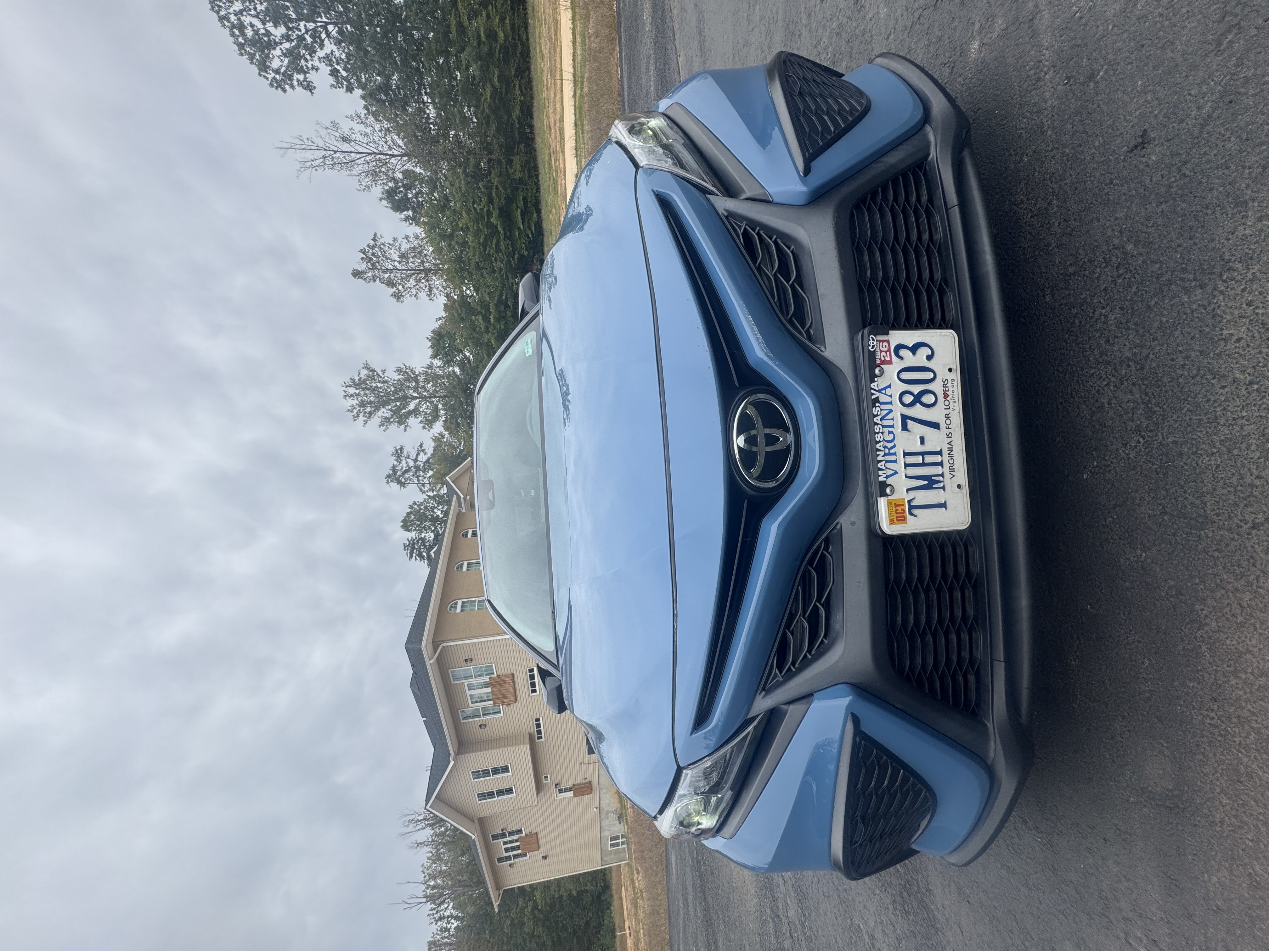 Used 2024 Toyota Camry SE w/ Cold Weather Package FWD image 1