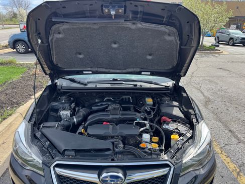 Used 2016 Subaru Crosstrek 2.0i Limited AWD/4WD image 10