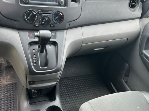 Used 2019 Nissan NV200 SV w/ Navigation Package FWD image 8